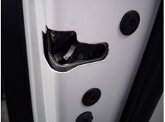 CERRADURA PUERTA TRASERA DERECHA 