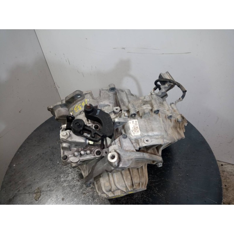 Recambio de caja cambios para volvo v40 momentum referencia OEM IAM D66R7002AA  M1-B4-87