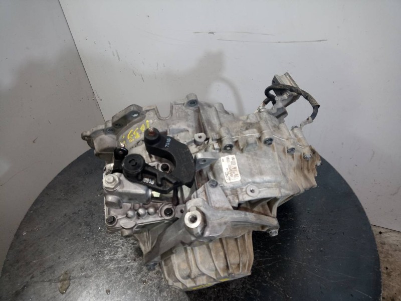Recambio de caja cambios para volvo v40 momentum referencia OEM IAM D66R7002AA  M1-B4-87