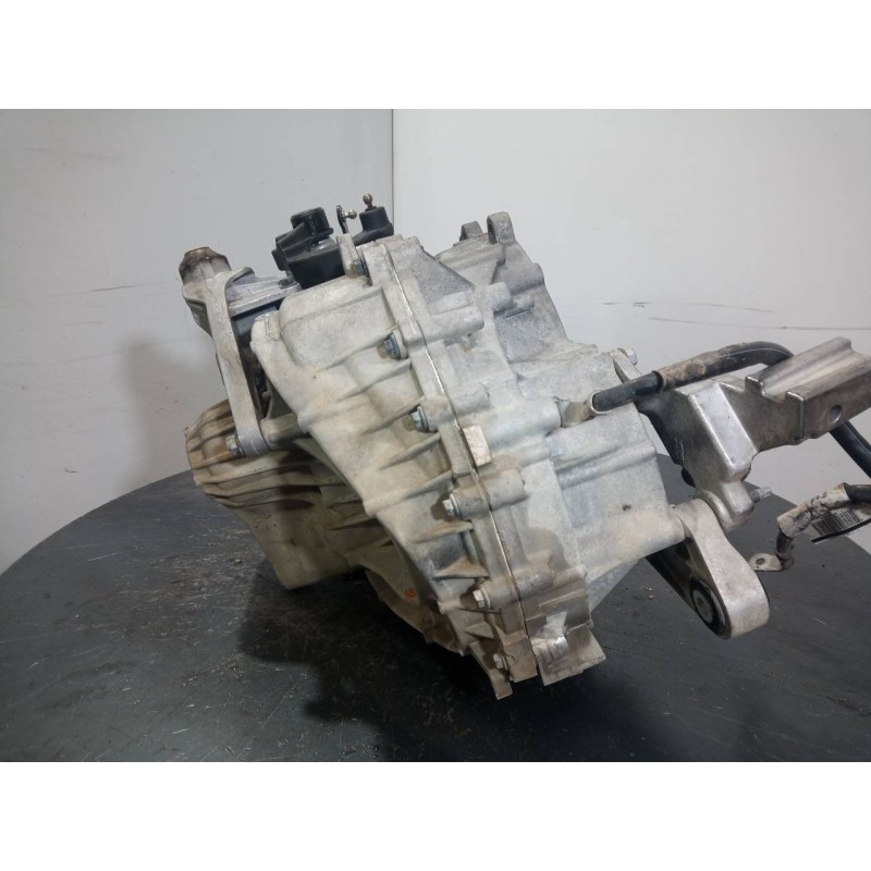 Recambio de caja cambios para volvo v40 momentum referencia OEM IAM D66R7002AA  M1-B4-87