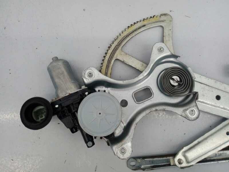 Recambio de elevalunas delantero derecho para toyota land cruiser (j12) 3.0 d4-d vx referencia OEM IAM 8571058010 0620401760 E2-