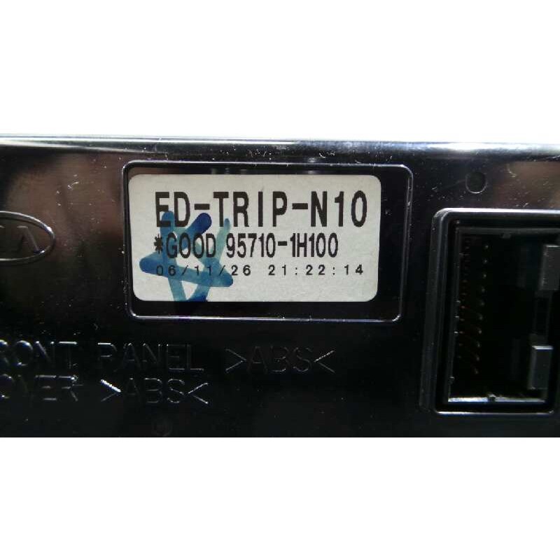 Recambio de pantalla multifuncion para kia cee´d concept referencia OEM IAM GOOD957101H100 EDTRIPN10 E3-A3-28-1