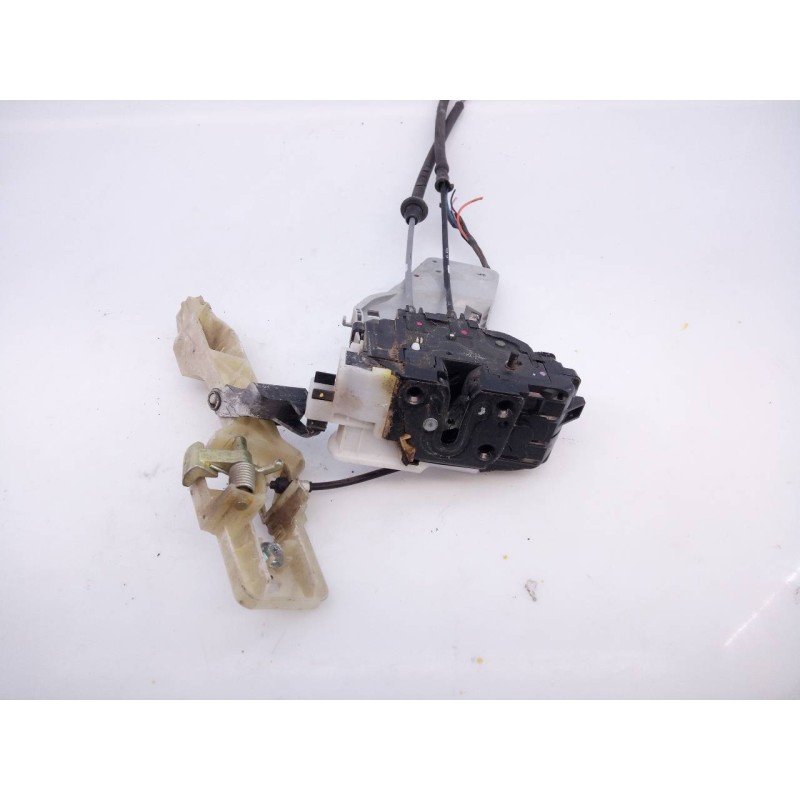 Recambio de cerradura puerta trasera izquierda para hyundai santa fe (bm) 2.2 crdi comfort 4x4 referencia OEM IAM 814102B000  E2