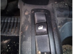 MANDO ELEVALUNAS DELANTERO IZQUIERDO 