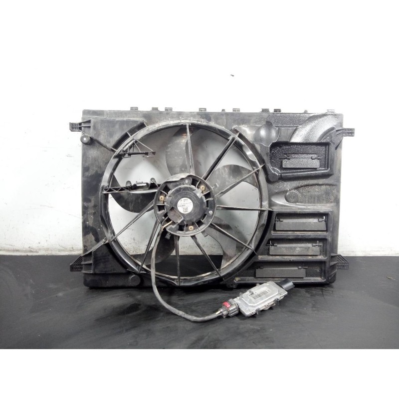Recambio de electroventilador para volvo v40 momentum referencia OEM IAM 0130308440  P2-B8-23