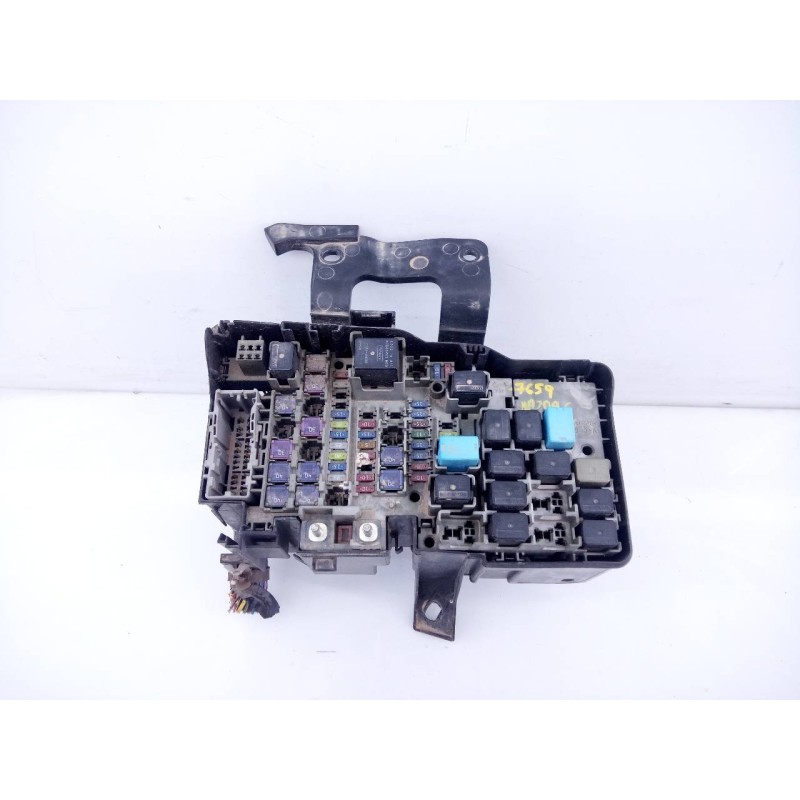 Recambio de caja reles / fusibles para mazda 6 kombi (gh) 2.0 style referencia OEM IAM 591940YA1  E3-B5-12-4