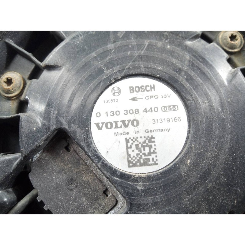 Recambio de electroventilador para volvo v40 momentum referencia OEM IAM 0130308440  P2-B8-23