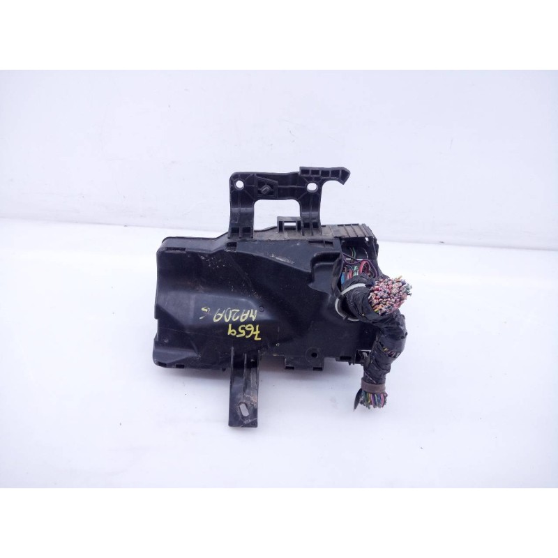 Recambio de caja reles / fusibles para mazda 6 kombi (gh) 2.0 style referencia OEM IAM 591940YA1  E3-B5-12-4