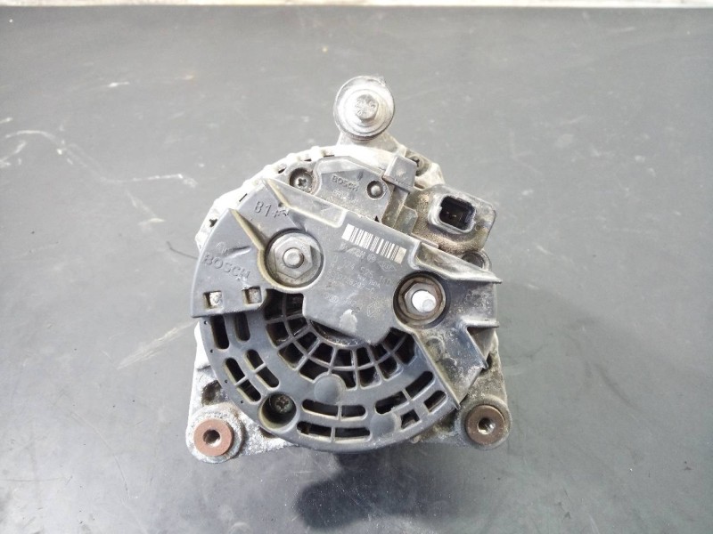 Recambio de alternador para nissan nv 200 (m20) kasten comfort referencia OEM IAM 0124525140 8200728292C P3-A4-4-3