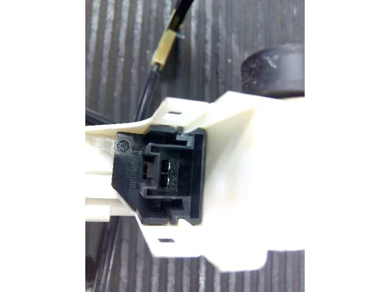 Recambio de elevalunas delantero derecho para audi a4 ber. (b8) e referencia OEM IAM 8K0837462  E1-B6-22-3