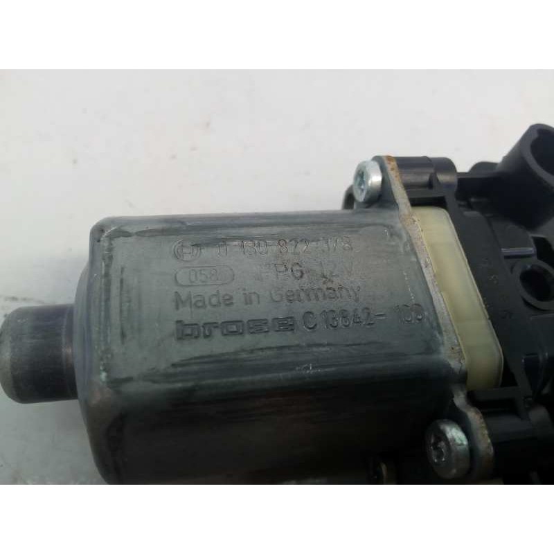 Recambio de motor elevalunas delantero derecho para volkswagen golf vii lim. advance bluemotion referencia OEM IAM 5Q0959802B 01