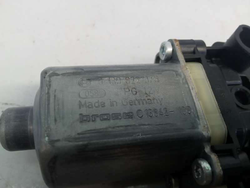 Recambio de motor elevalunas delantero derecho para volkswagen golf vii lim. advance bluemotion referencia OEM IAM 5Q0959802B 01