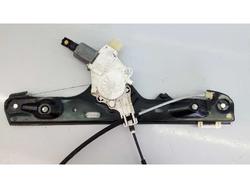 Recambio de elevalunas delantero derecho para bmw x1 (e84) sdrive 18d referencia OEM IAM 995625102 29902942990386 E1-A3-10-2