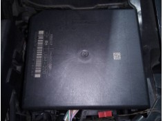 CAJA RELES / FUSIBLES 