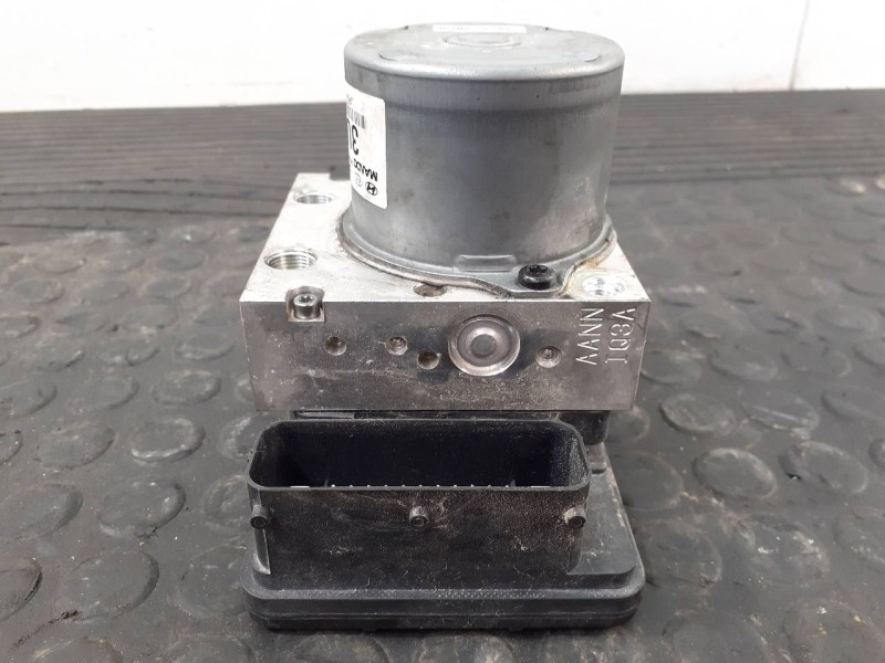 Recambio de abs para kia sportage concept 4x2 referencia OEM IAM 589203U420 80BH60130401 P3-A8-2-3