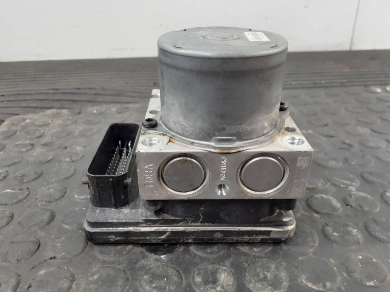 Recambio de abs para kia sportage concept 4x2 referencia OEM IAM 589203U420 80BH60130401 P3-A8-2-3