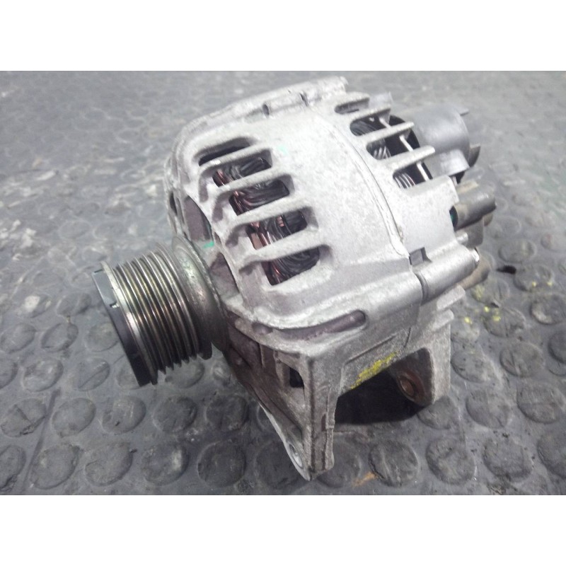 Recambio de alternador para renault clio iv dynamique referencia OEM IAM 2627732A 2116033018 P3-A4-19-5