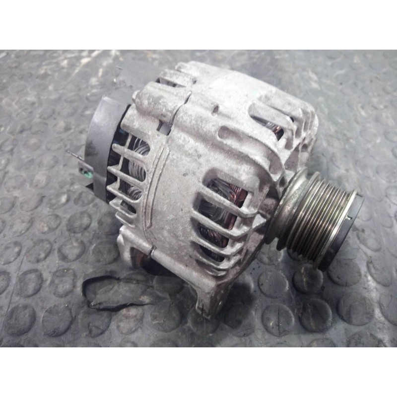 Recambio de alternador para renault clio iv dynamique referencia OEM IAM 2627732A 2116033018 P3-A4-19-5