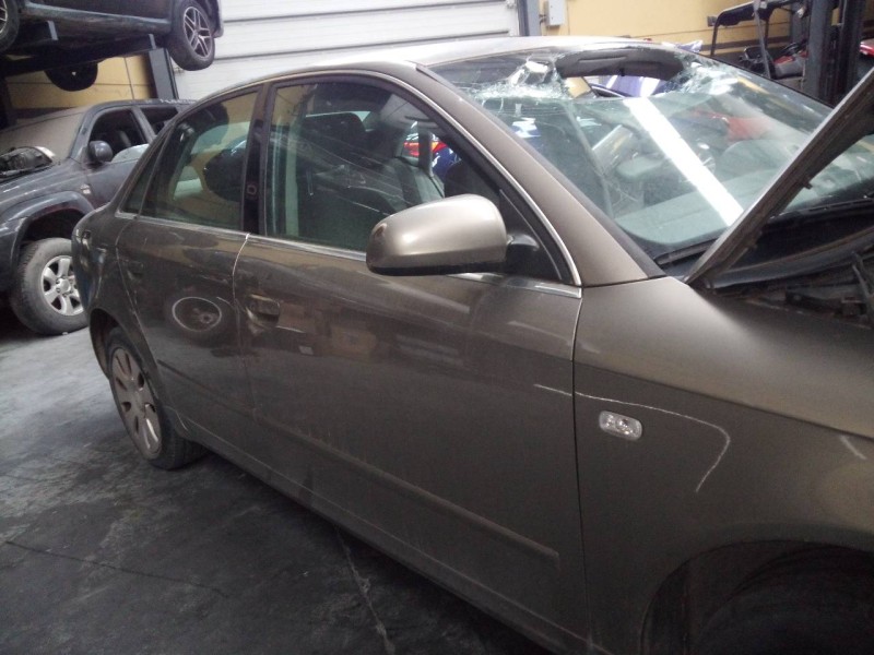 Recambio de puerta delantera derecha para audi a4 berlina (8e) 2.0 tdi referencia OEM IAM   