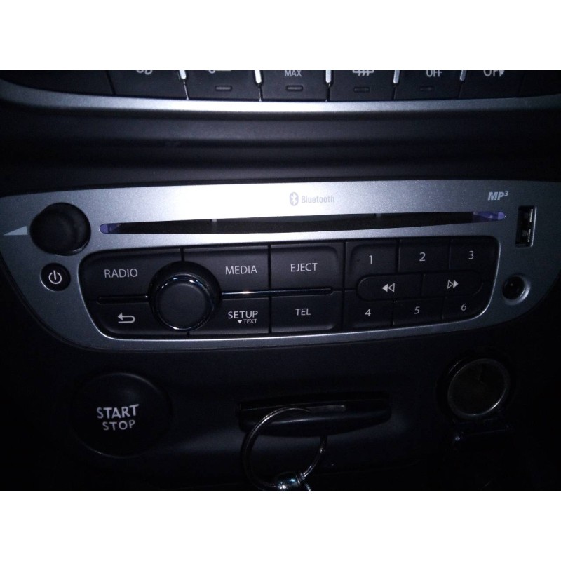 Recambio de sistema navegacion gps para renault megane iii berlina 5 p expression referencia OEM IAM 259153411R 10R0411174 E2-A1