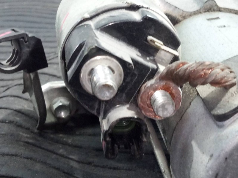 Recambio de motor arranque para toyota yaris active referencia OEM IAM 281000Y110 4280008381 P3-B7-9-3