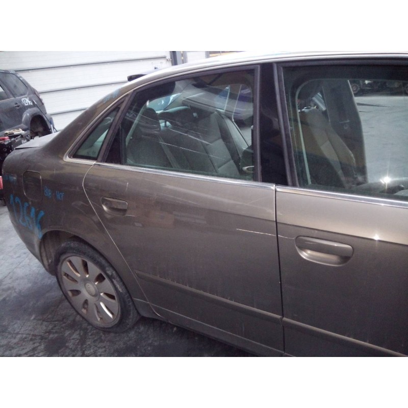 Recambio de puerta trasera derecha para audi a4 berlina (8e) 2.0 tdi referencia OEM IAM   