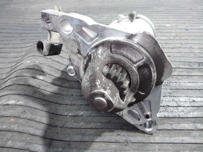 Recambio de motor arranque para toyota yaris active referencia OEM IAM 281000Y110 4280008381 P3-B7-9-3