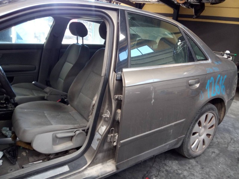 Recambio de puerta trasera izquierda para audi a4 berlina (8e) 2.0 tdi referencia OEM IAM   