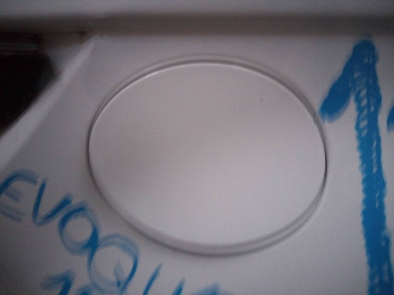 Recambio de tapa exterior combustible para land rover evoque hse dynamic referencia OEM IAM   