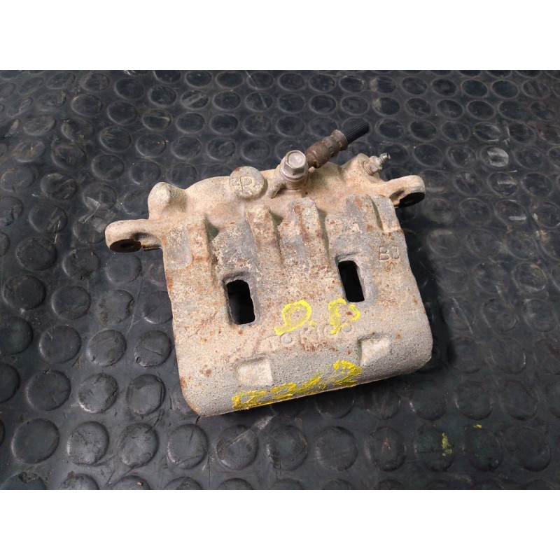 Recambio de pinza freno delantera derecha para mitsubishi montero (v60/v70) 3.2 di-d gls hunter (5-ptas.) referencia OEM IAM   P