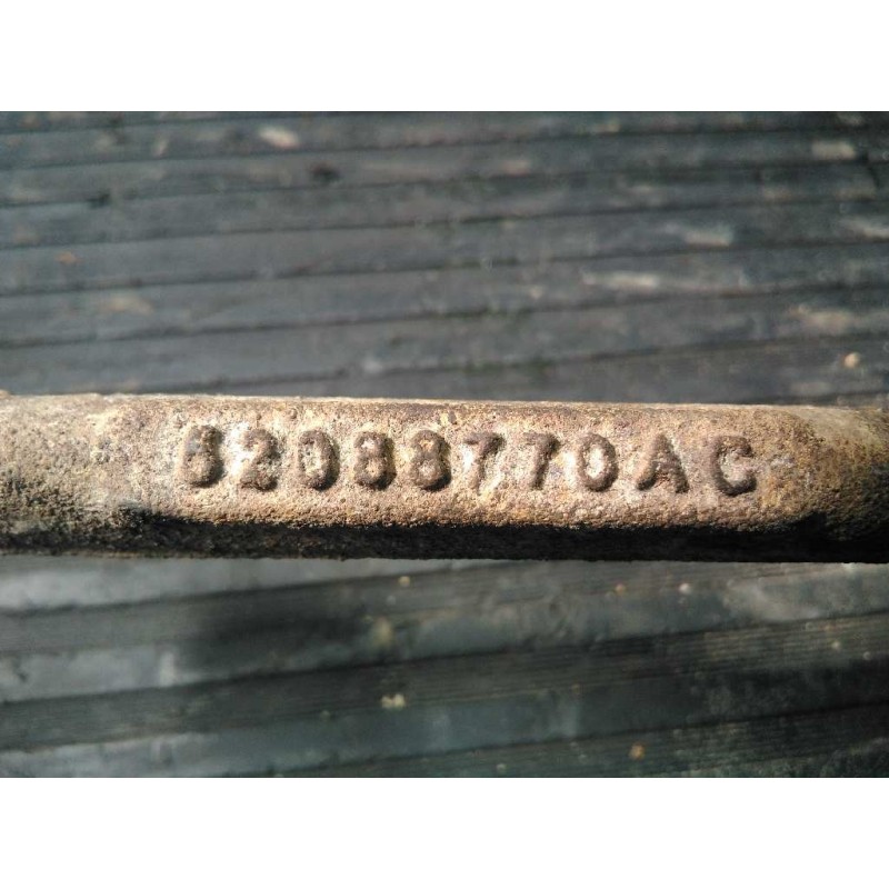 Recambio de amortiguador delantero derecho para jeep cherokee (kj) 2.5 crd limited referencia OEM IAM 62088770AC 95020WB1 P1-B4-