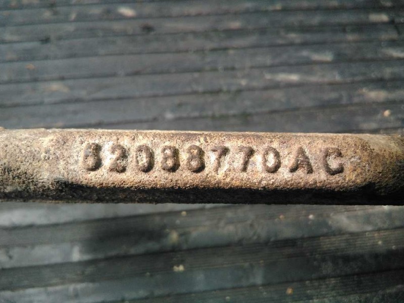 Recambio de amortiguador delantero derecho para jeep cherokee (kj) 2.5 crd limited referencia OEM IAM 62088770AC 95020WB1 P1-B4-