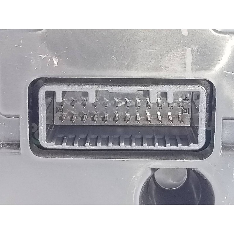 Recambio de cuadro instrumentos para renault clio iv dynamique referencia OEM IAM 248105397R  E2-A1-37-3