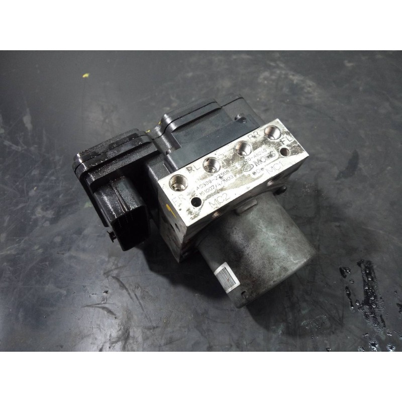 Recambio de abs para hyundai i30 (gd) trend referencia OEM IAM A658922500  P3-B9-17-1