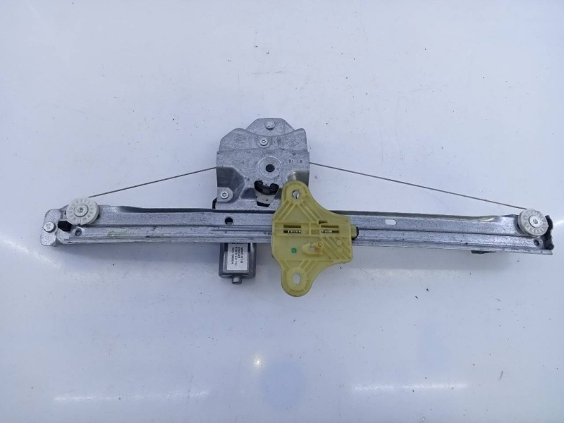 Recambio de elevalunas delantero derecho para renault clio iv dynamique referencia OEM IAM 18001471B 3R4804B E1-A1-40-2