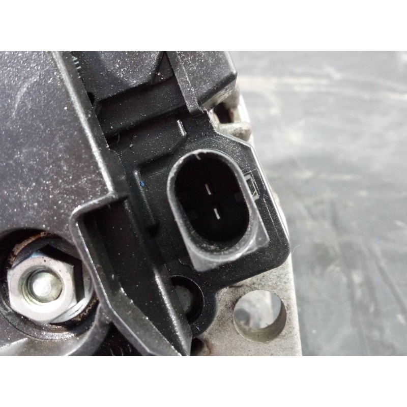 Recambio de alternador para chrysler jeep cherokee (xj) 2.5 td referencia OEM IAM 8EL011710381  P3-B6-12-2