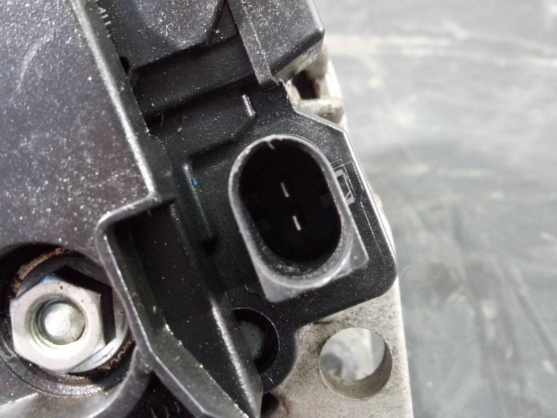 Recambio de alternador para chrysler jeep cherokee (xj) 2.5 td referencia OEM IAM 8EL011710381  P3-B6-12-2