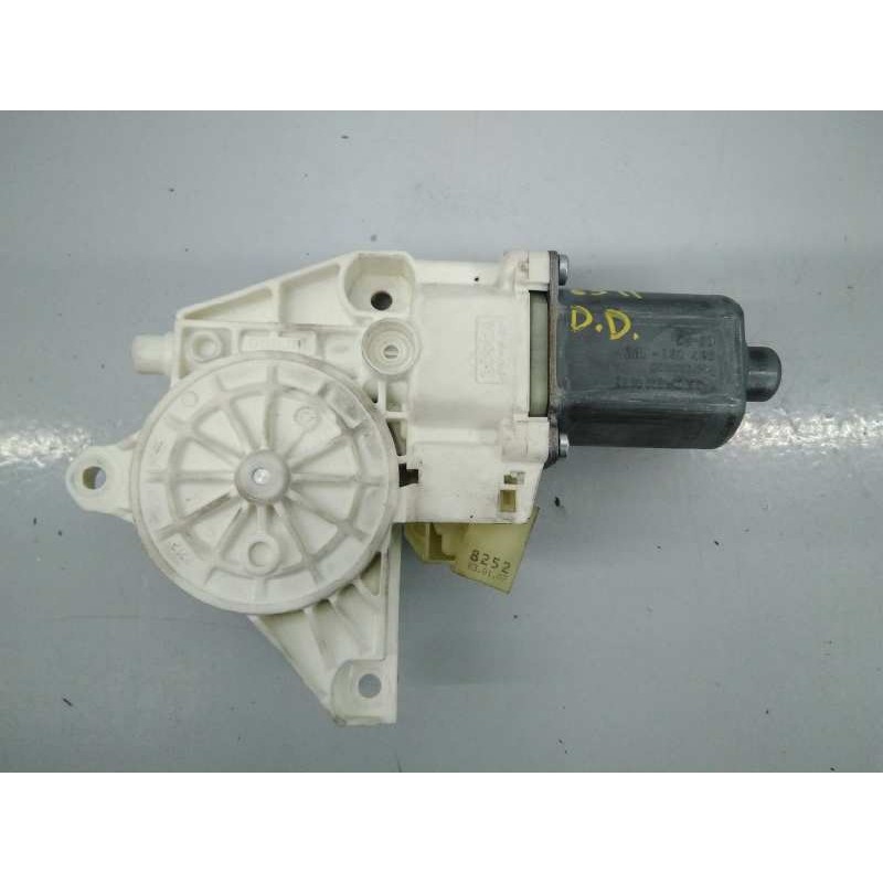 Recambio de motor elevalunas delantero derecho para mercedes-benz clase r (w251) 320 cdi (251.022) referencia OEM IAM A251820084