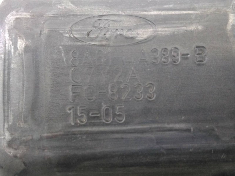 Recambio de motor elevalunas delantero izquierdo para ford fiesta (ccn) titanium referencia OEM IAM 8A6114A389B 0130822618 E2-B3
