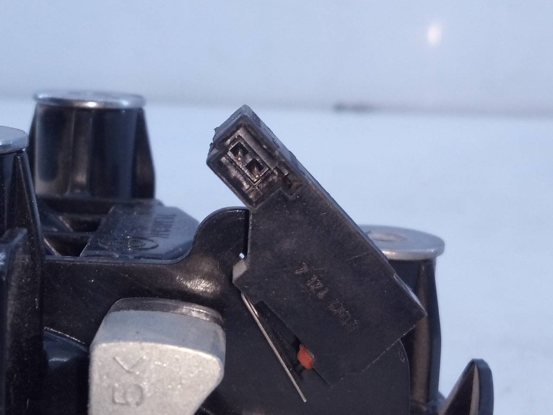 Recambio de maneta exterior porton para bmw serie 1 lim. (f20) 116d referencia OEM IAM 7248535  E3-A2-24-3