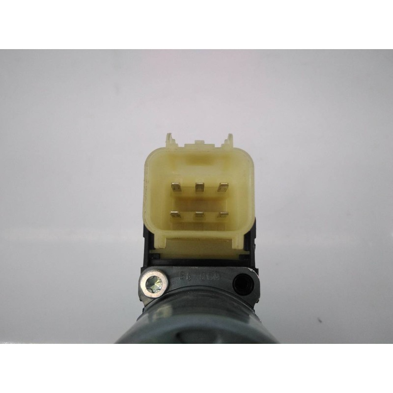 Recambio de motor elevalunas delantero izquierdo para ford fiesta (ccn) titanium referencia OEM IAM 8A6114A389B 0130822618 E2-B3