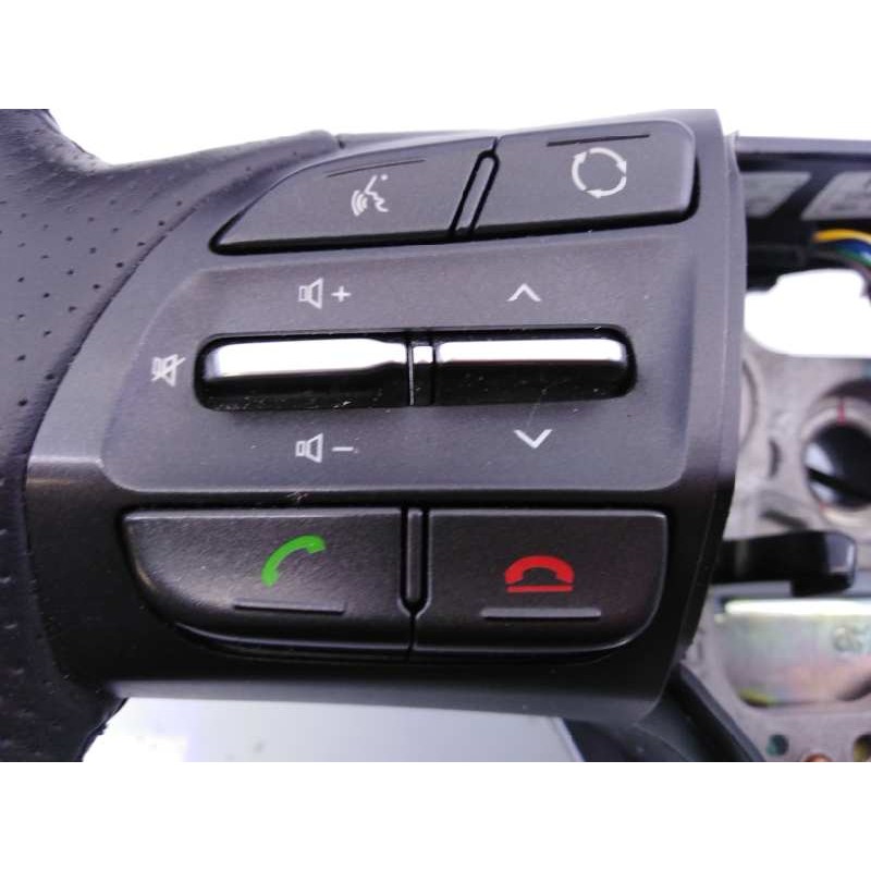 Recambio de volante para hyundai i30 cw (pd) go! referencia OEM IAM   E2-B5-8-2
