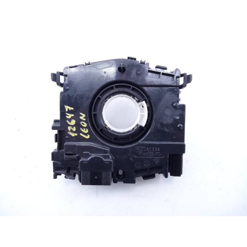 Recambio de anillo airbag para seat leon (5f1) style visio edition referencia OEM IAM 5Q0953549E  E2-A1-14-7