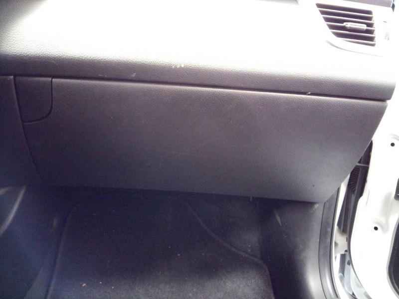 Recambio de guantera para hyundai i30 (gd) trend referencia OEM IAM   