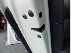 CERRADURA PUERTA TRASERA IZQUIERDA 