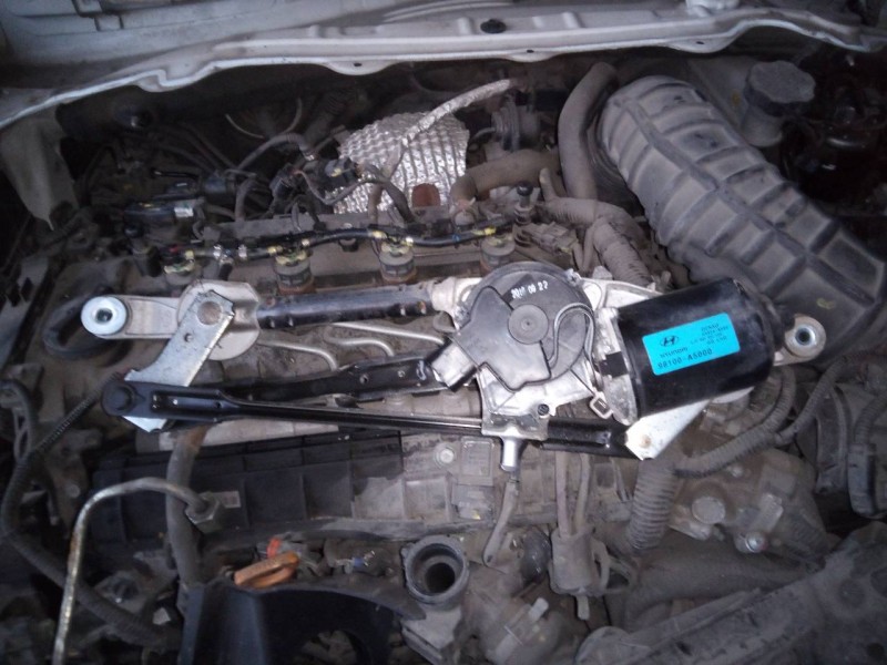 Recambio de motor limpia delantero para hyundai i30 (gd) trend referencia OEM IAM 98100A5000  