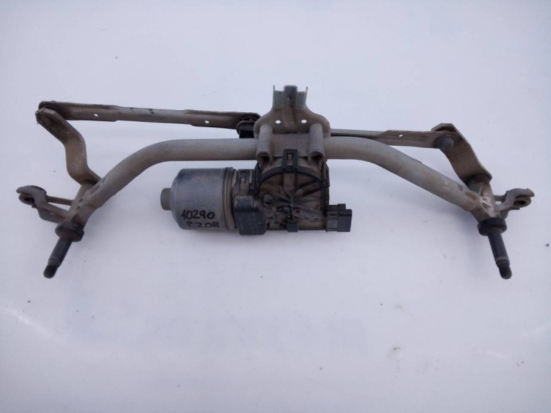 Recambio de motor limpia delantero para peugeot 208 active referencia OEM IAM 0390241540  E1-A4-8-2