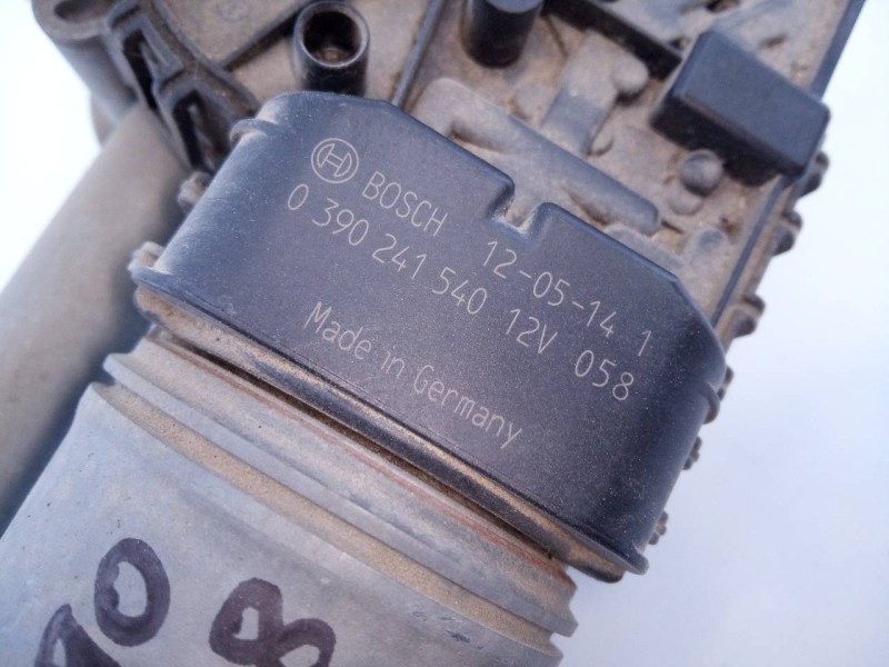 Recambio de motor limpia delantero para peugeot 208 active referencia OEM IAM 0390241540  E1-A4-8-2