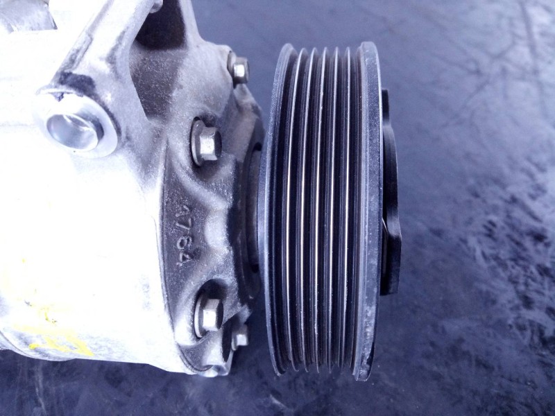 Recambio de compresor aire acondicionado para seat leon (5f1) style visio edition referencia OEM IAM 5Q0816803F  P3-B2-24-2