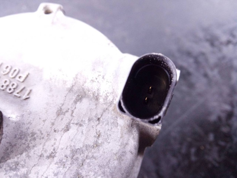 Recambio de compresor aire acondicionado para seat leon (5f1) style visio edition referencia OEM IAM 5Q0816803F  P3-B2-24-2